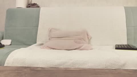 Wet Girl online show from February 9, 2026, 11:47 am