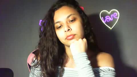 kiss_ameliaa online show from February 24, 2025, 5:53 pm