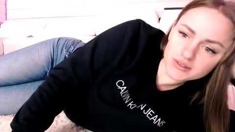 Kiss Ksu online show from April 3, 2026, 4:21 am