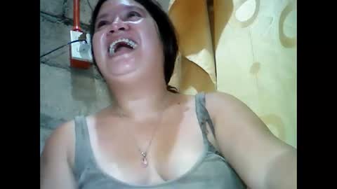 Snapshot of kissableapple chatting on September 21, 2025, 11:06 pm apple online show from September 21, 2025, 11:06 pm