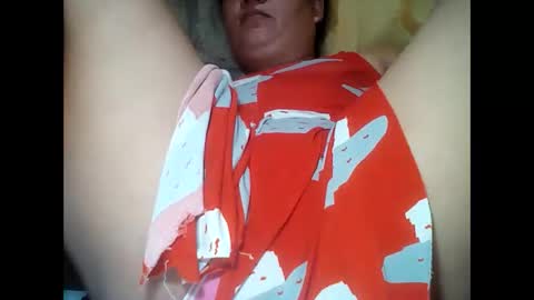 Snapshot of kissableapple chatting on October 2, 2025, 10:17 pm apple online show from October 2, 2025, 10:17 pm