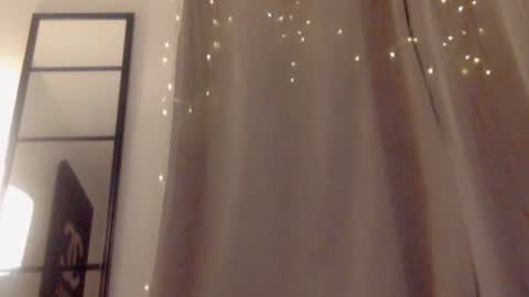 Snapshot of kissahsins chatting on September 13, 2025, 3:28 am Kissah Kreampuff online show from September 13, 2025, 3:28 am