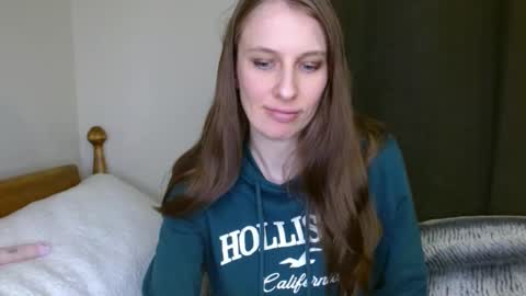 Allie online show from December 4, 2024, 2:31 am