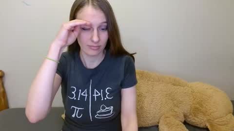 Allie online show from April 23, 2026, 3:25 pm