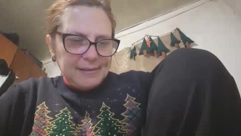 kissandvibe online show from November 26, 2025, 9:16 pm