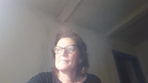 kissandvibe online show from May 12, 2026, 7:00 pm