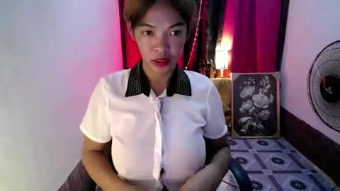 VICTORIA online show from November 6, 2025, 4:08 pm