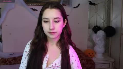 Snapshot of kisses_eva chatting on November 1, 2025, 4:47 am Hot Eva online show from November 1, 2025, 4:47 am