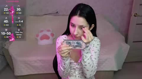 Hot Eva online show from April 26, 2026, 10:24 am
