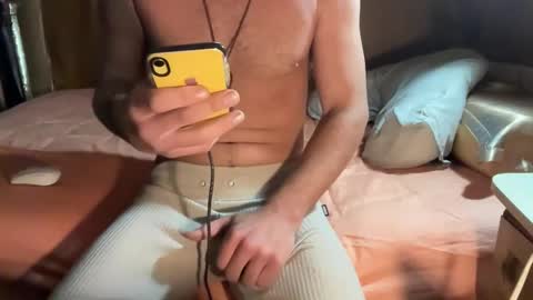 Snapshot of kisshard420 chatting on February 16, 2025, 3:47 am kisshard420 online show from February 16, 2025, 3:47 am