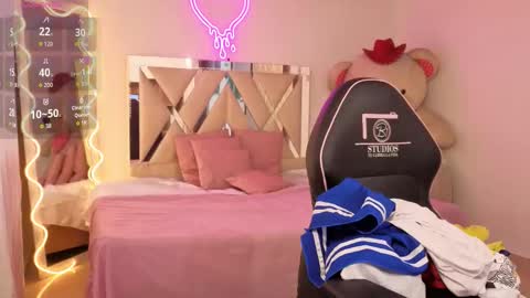 KISSI  online show from October 16, 2025, 12:06 pm