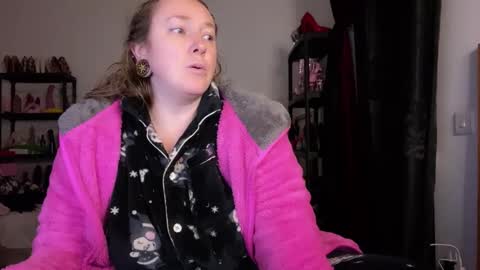 kissica online show from January 14, 2026, 5:02 am