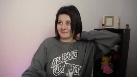 Snapshot of kissleoxx chatting on October 20, 2025, 12:16 pm kissleoxx online show from October 20, 2025, 12:16 pm