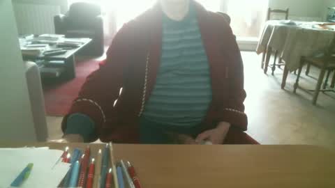 kisslog1 online show from November 13, 2025, 8:24 am