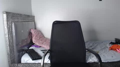 Snapshot of kisssmiles chatting on October 20, 2025, 5:13 pm kisssmiles online show from October 20, 2025, 5:13 pm