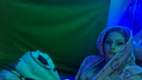 Kitana online show from January 15, 2026, 10:53 am