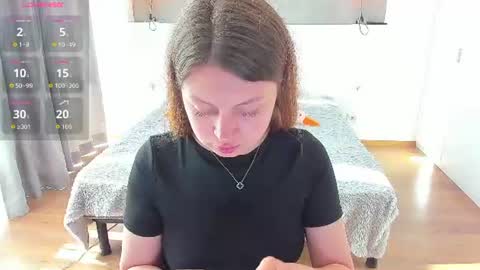 kitkatvel online show from June 17, 2026, 5:43 am
