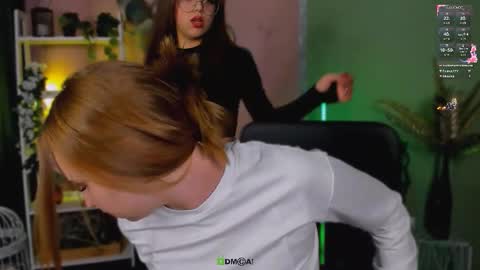 Snapshot of kitniss_dreamy chatting on September 24, 2025, 5:49 pm kitniss online show from September 24, 2025, 5:49 pm