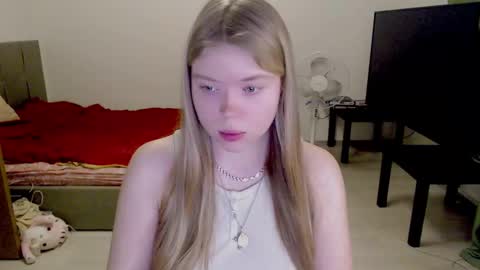 Jennyblonde and Emmabrunette online show from January 28, 2025, 2:10 pm