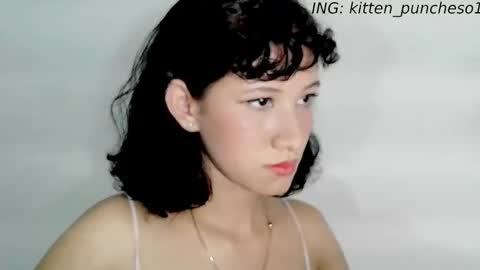 kitten_punches01 online show from September 9, 2025, 8:30 pm