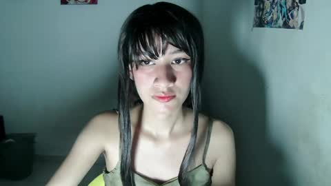 kitten_punches01 online show from May 26, 2026, 6:20 am