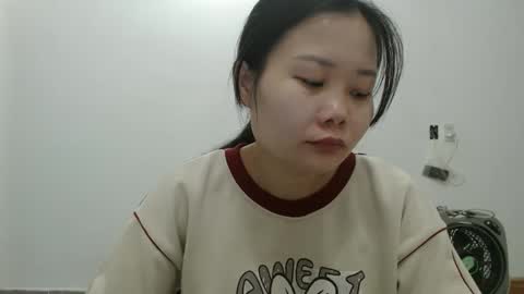 kitti_baby2x online show from March 19, 2026, 1:20 am