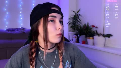 Veronica online show from September 8, 2025, 6:51 pm