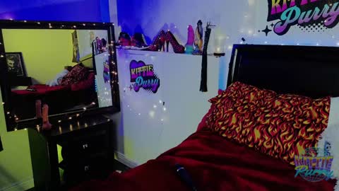Snapshot of kittiepurry chatting on January 15, 2025, 7:37 am Kittie Purry online show from January 15, 2025, 7:37 am