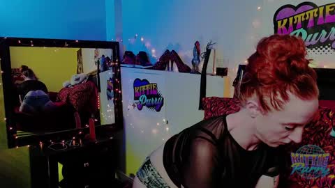 Snapshot of kittiepurry chatting on January 18, 2025, 4:04 am Kittie Purry online show from January 18, 2025, 4:04 am