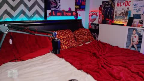 Kittie Purry online show from April 3, 2026, 4:38 pm