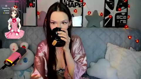 Kitti online show from April 26, 2026, 2:31 am