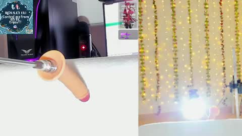 Snapshot of kitty__rosse__ chatting on July 4, 2026, 10:32 am Kitty online show from July 4, 2026, 10:32 am