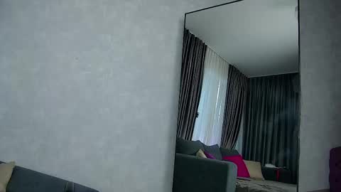 Karen online show from April 28, 2026, 2:27 am