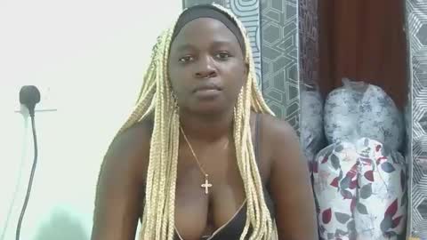 Kitty Aura online show from March 25, 2026, 9:21 pm