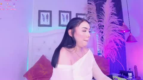 kitty online show from June 14, 2026, 3:19 am