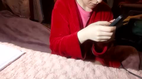 Kitti online show from February 15, 2026, 3:31 pm