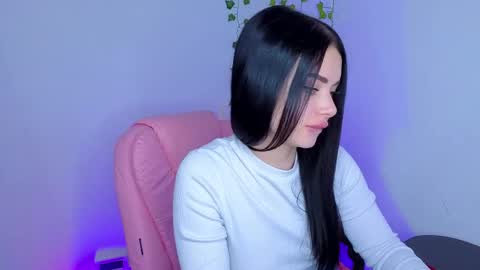 kitty_cut1ee_ online show from April 29, 2026, 5:30 pm