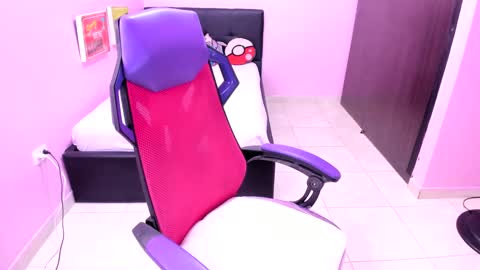 Snapshot of kitty_doll_squirt chatting on October 9, 2025, 1:53 pm kitty_doll_squirt online show from October 9, 2025, 1:53 pm