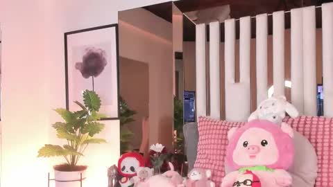 kitty online show from December 14, 2025, 9:08 pm