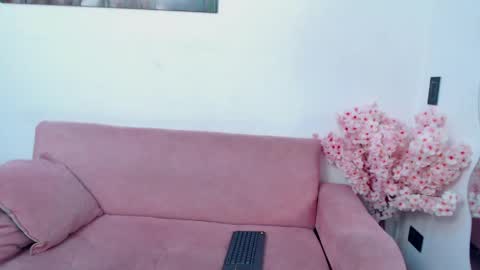 kitty_f00x online show from April 29, 2026, 8:59 pm