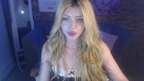 kitty_fox_b online show from December 21, 2024, 6:55 pm
