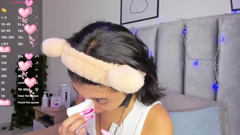 Camila online show from December 30, 2024, 2:31 am