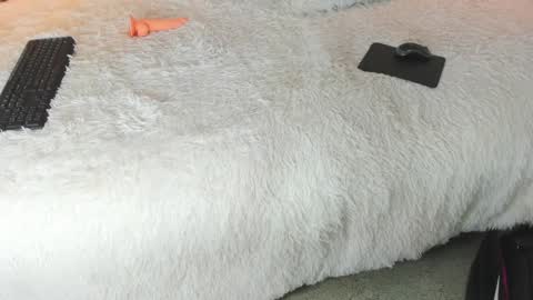 kitty_gill online show from January 9, 2025, 2:29 pm