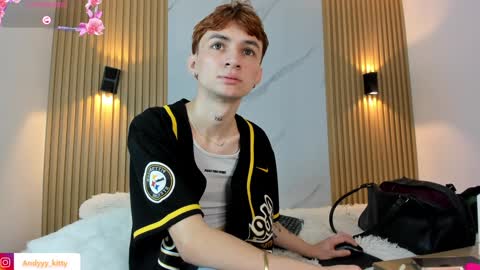 kitty_gill online show from January 22, 2025, 11:12 am