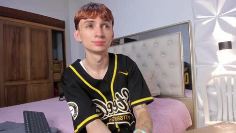 kitty_gill online show from January 26, 2025, 3:27 am