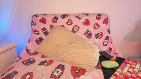 Snapshot of kitty_kryss chatting on May 20, 2026, 2:01 pm kitty_kryss online show from May 20, 2026, 2:01 pm