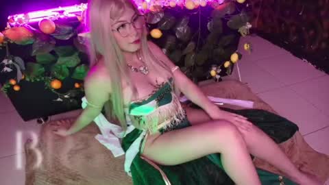 Kitty online show from April 29, 2026, 2:37 am
