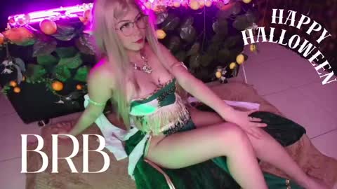 Kitty online show from May 3, 2026, 2:39 am