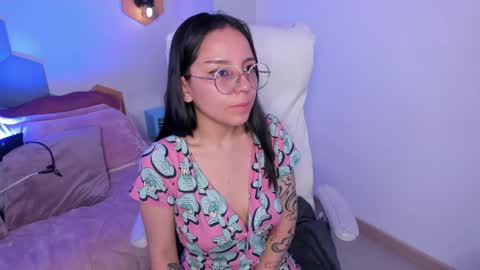 Kitty online show from April 11, 2026, 2:27 am