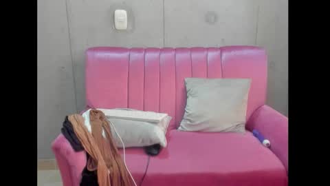 kitty rose online show from November 1, 2025, 6:21 pm